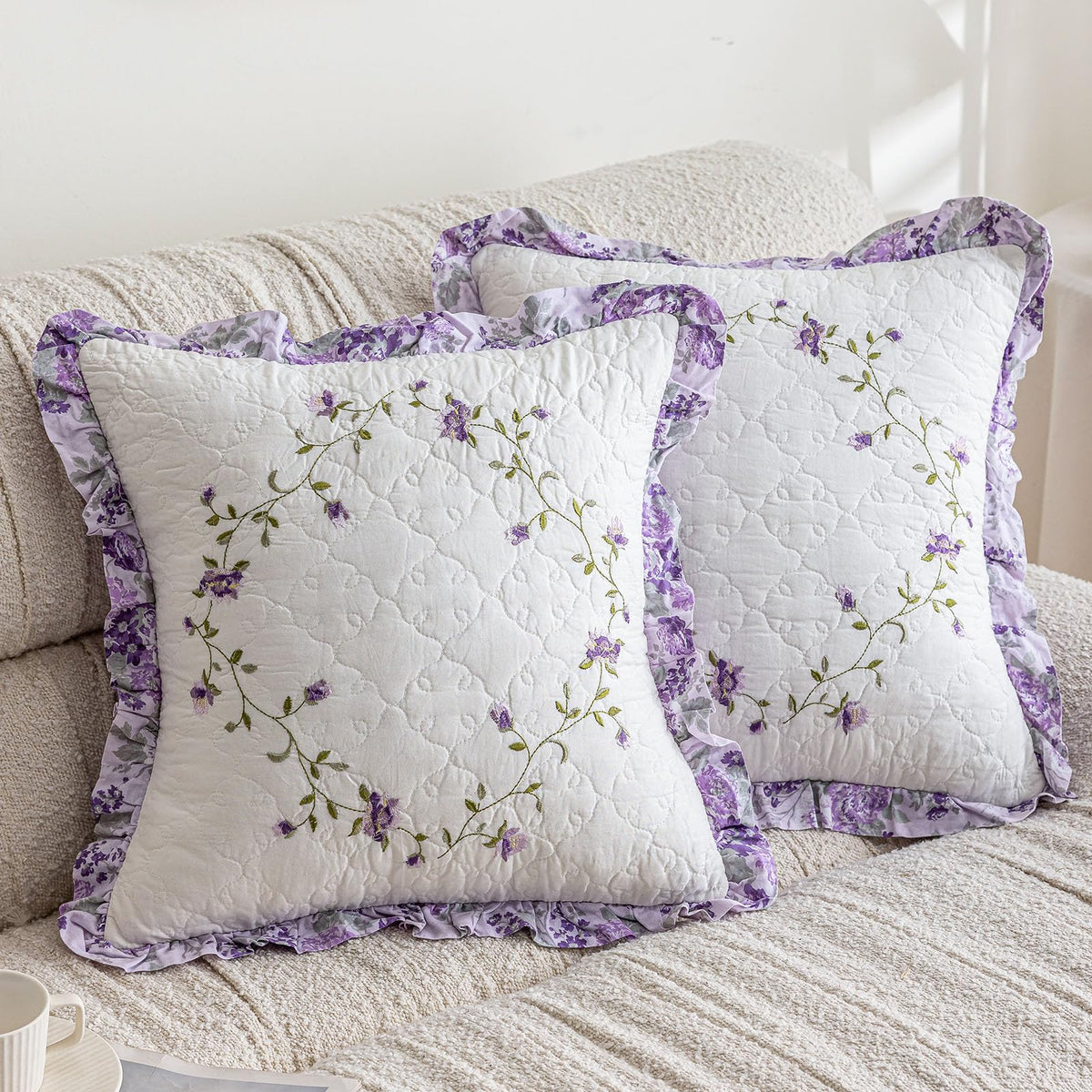 vctops Set of 2 Cotton Quilted Decorative Square Throw Pillow Covers with Scalloped Floral Pattern Soft Cushion Case for Couch Sofa Bed (Green,18"x18")