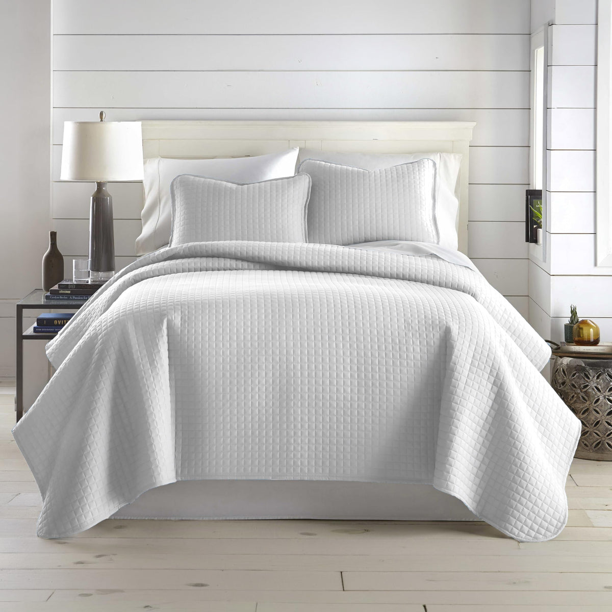 Queen Quilt Bedding Set with 2 Matching Quilted Pillow Shams, Natural Beige