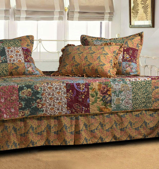 Greenland Home Fashions Antique Chic 5-Piece Daybed Quilt Set, Multicolor