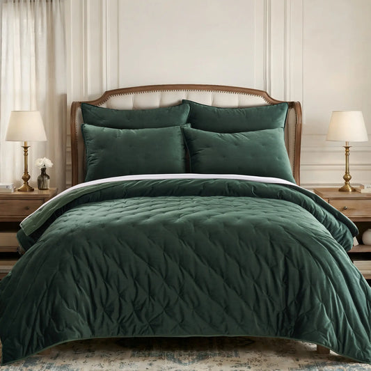BH Calabria Velvet Quilted Quilt - Gold, Full/Queen, King Sizes Available, Machine Washable 1-Piece Bedding Linen for Bedroom Use, Luxury Look Home Decor
