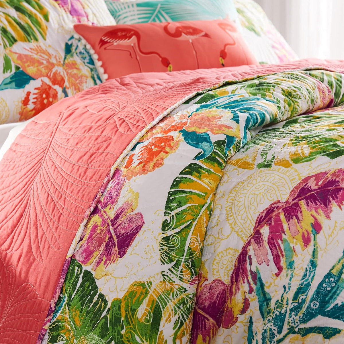 Greenland Home Tropics Palm Leaves Coastal Cotton Blend Quilt Set, 2-Piece Twin/XL, Coral