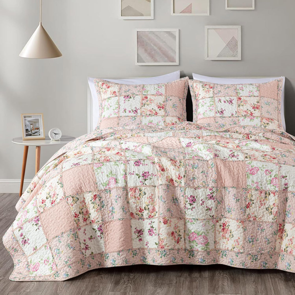 Chezmoi Collection Abbi 2-Piece Pink Shabby Chic Bedding Twin Quilt Set Pre-Washed Cotton Floral Coverlet Bedspread Ruffled Patchwork Quilt, Twin Size