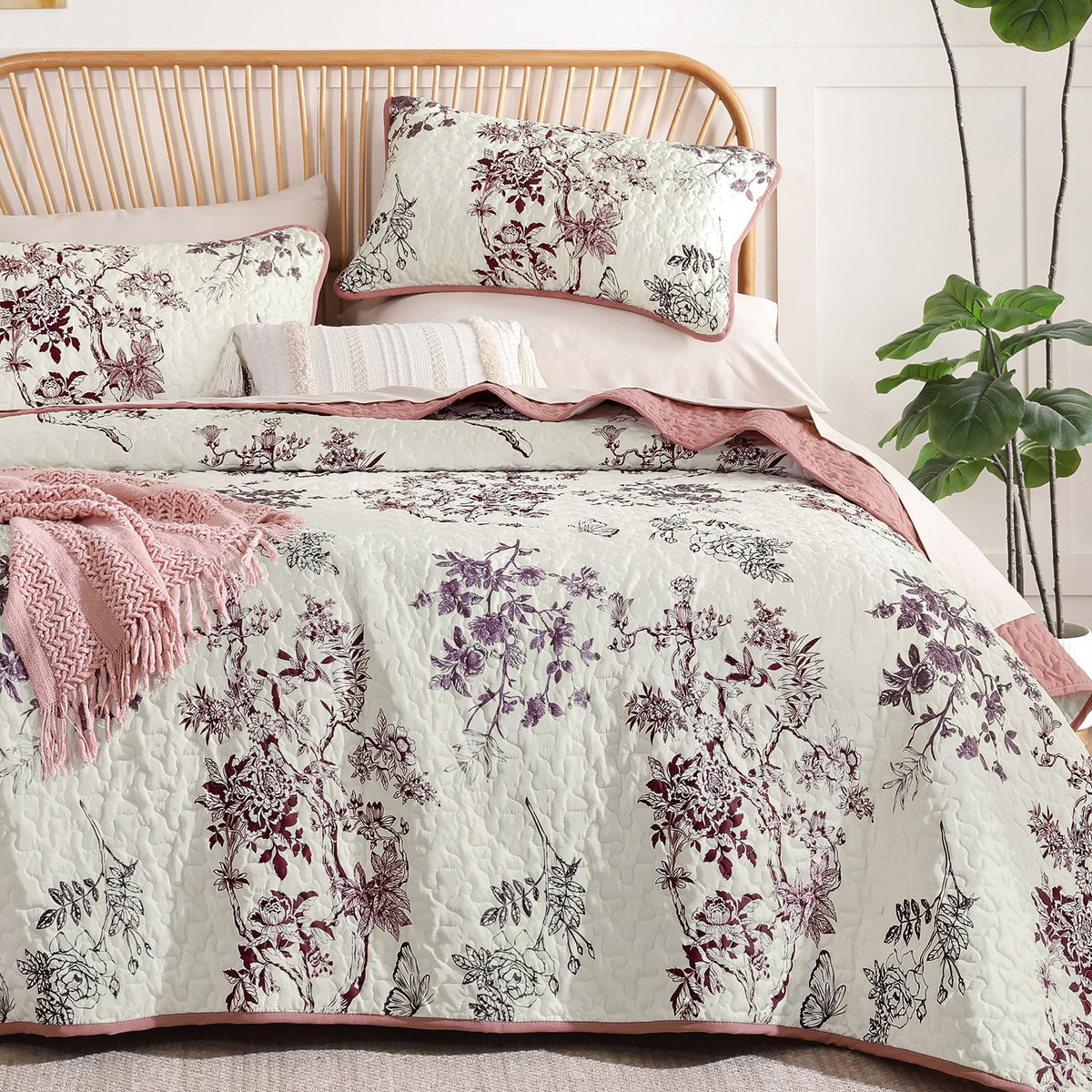 WONGS BEDDING Floral Quilt Set King, 3 Pcs Brown Bedspread Coverlets Set