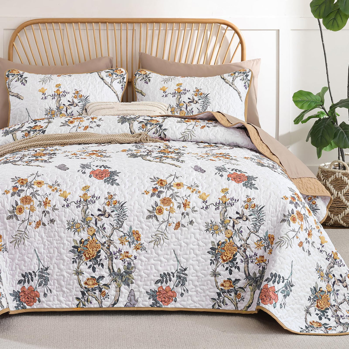 WONGS BEDDING Floral Quilt Set King, 3 Pcs Brown Bedspread Coverlets Set