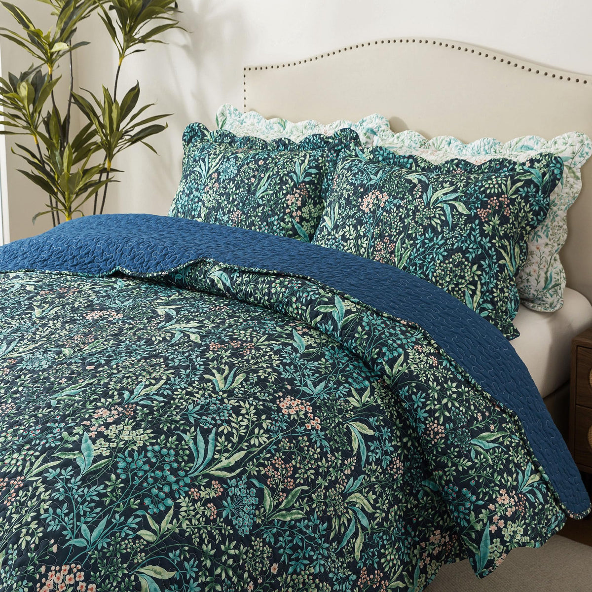 HoneiLife Oversized King Bedspreads 120x120 - Beach Quilt 3 Pieces, Coastal Quilt Sets, California King Quilt, Nautical Bedspreads Ocean Coverlets, Lightweight Bed Cover, Summer Quilts
