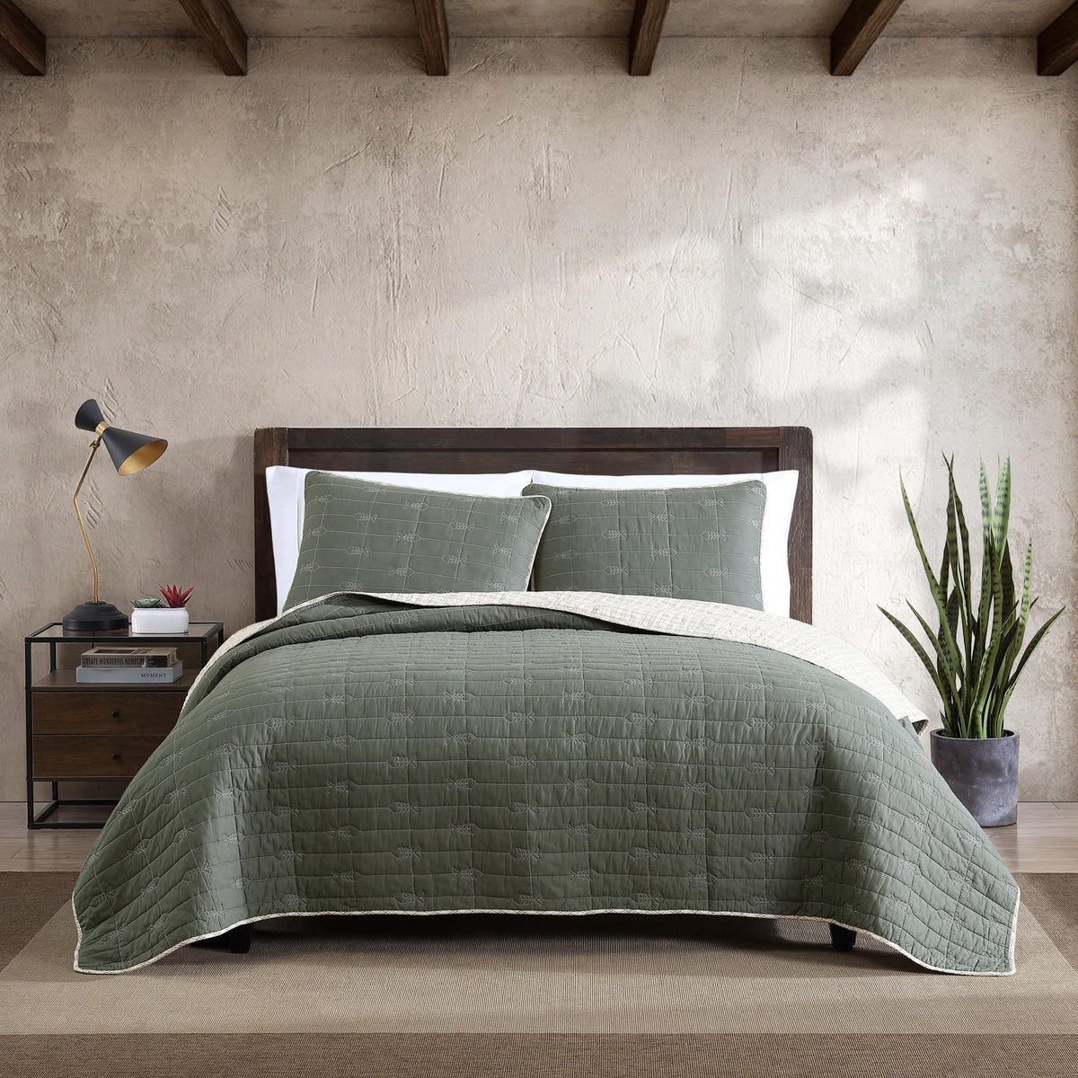 Eddie Bauer - Twin Reversible 100% Cotton Quilt Set with Coordinating Sham