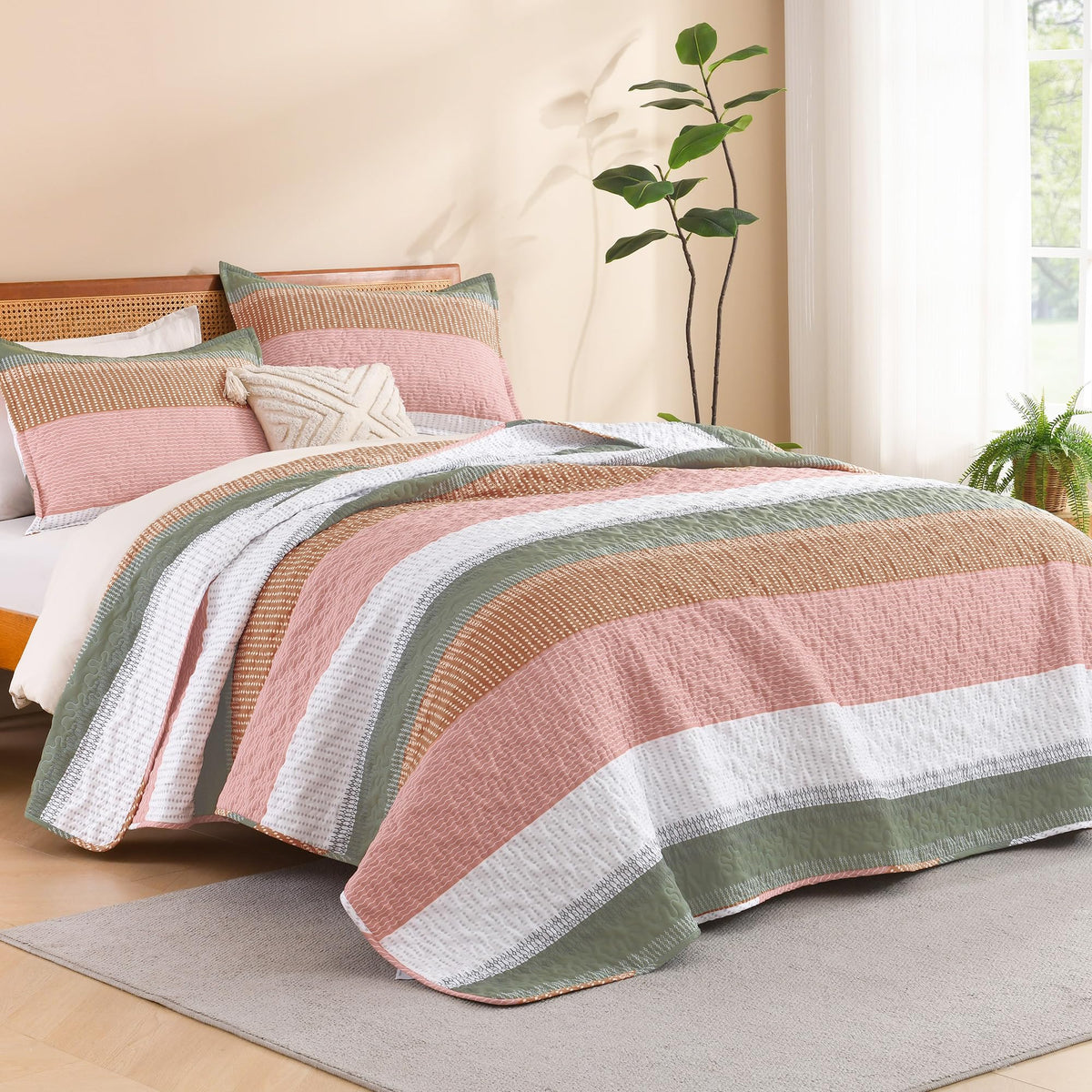 Litanika Queen Size Quilt, 3 Pcs Black and White Stripe Bedding Set