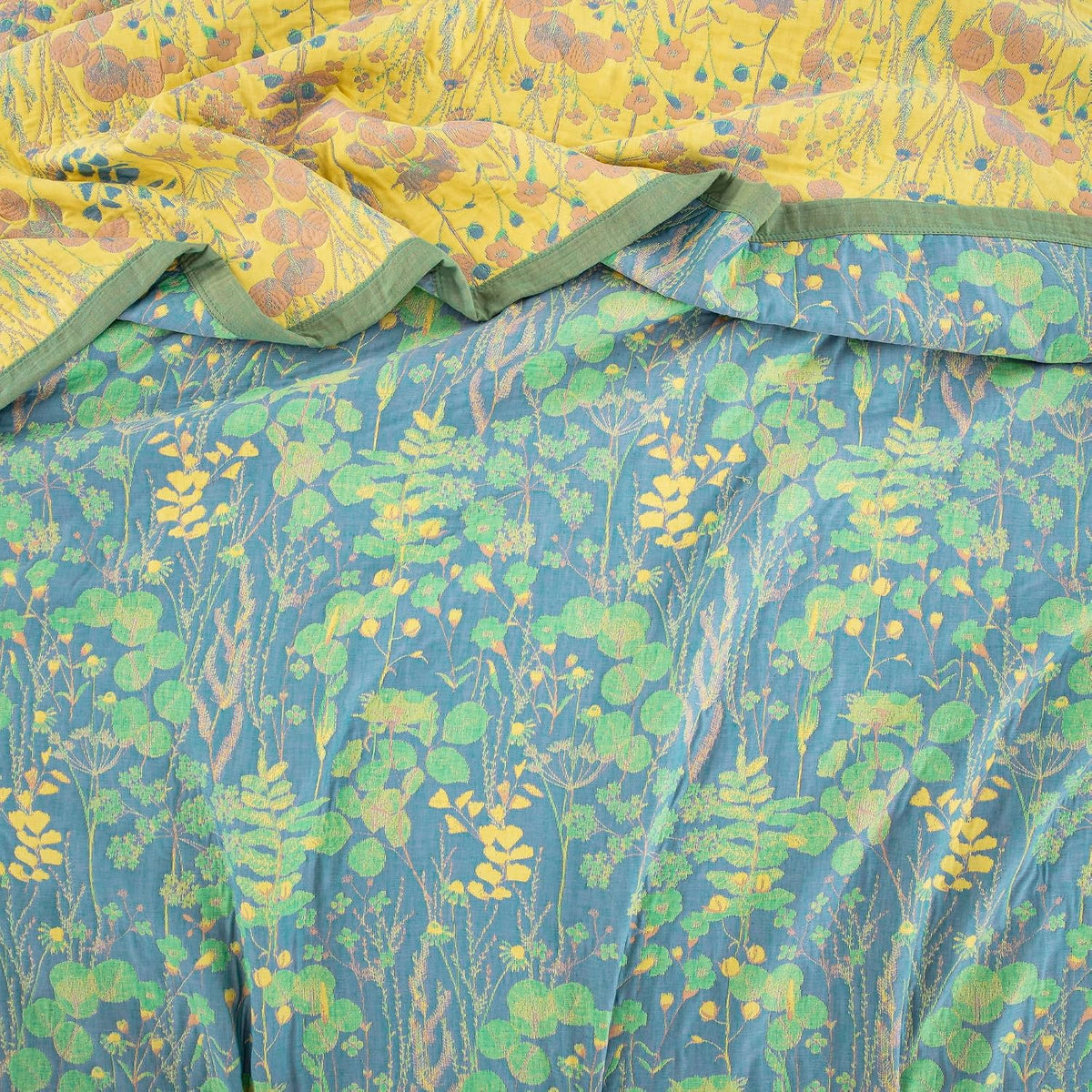 100% Cotton Muslin Botanical Blanket Jacquard Floral Plants Pattern Quilt, Soft Bed Cover Lightweight Breathable Gauzy Reversible Bedspread Coverlet Bedding King(98"x94"), No Pillow Sham