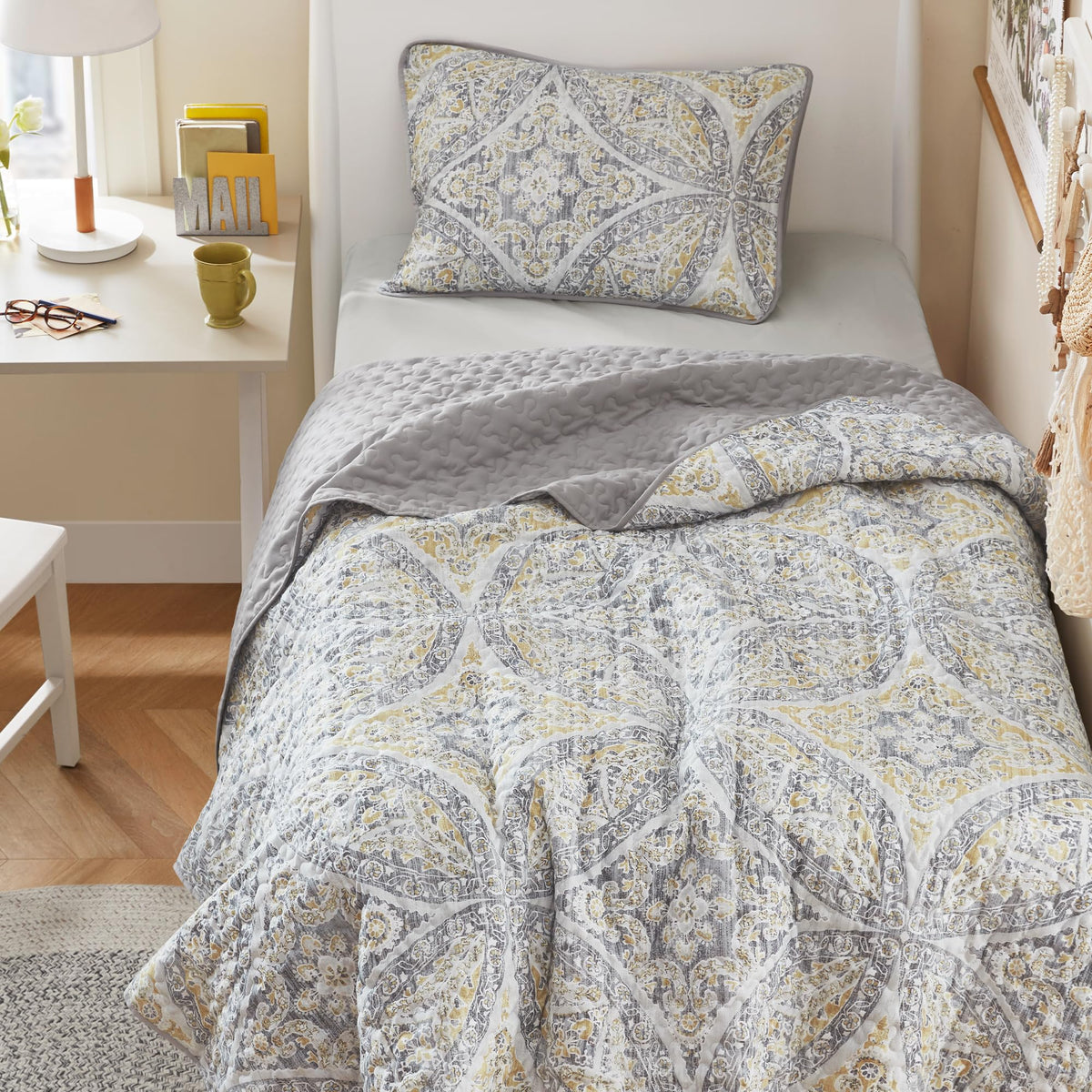 Comfort Spaces Gloria Boho Twin XL Quilt Set 2 Piece for Summer Aqua