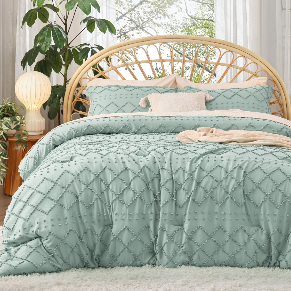 Bedsure Boho Tufted White Twin XL Comforter Set, Farmhouse-Style Bedding