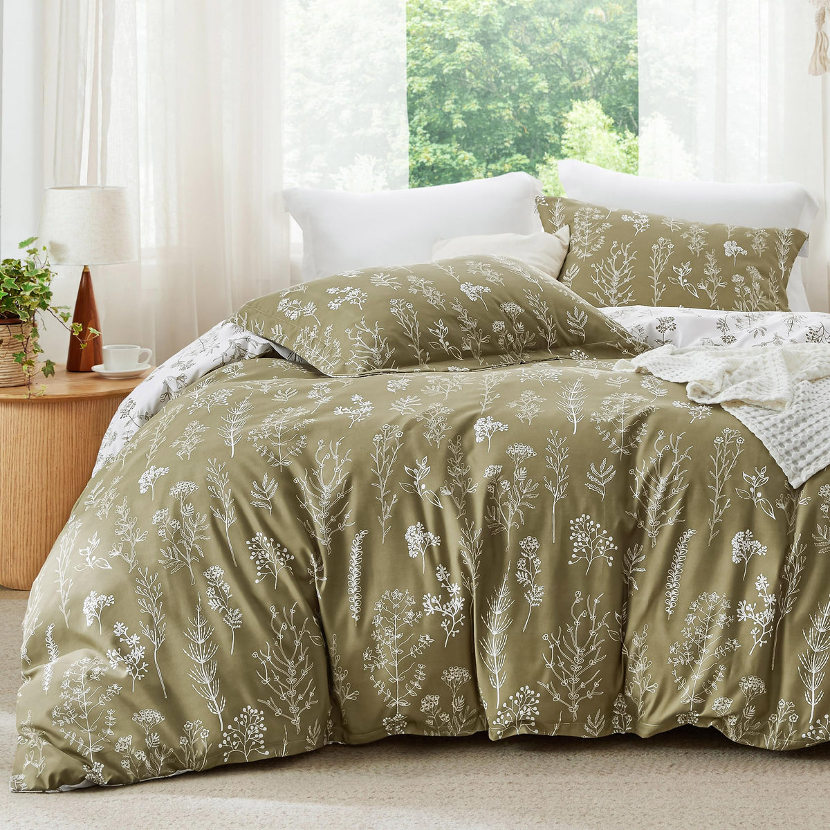 Bedsure Floral Comforter Set Cute Bedding Set Twin/Twin XL Reversible Black