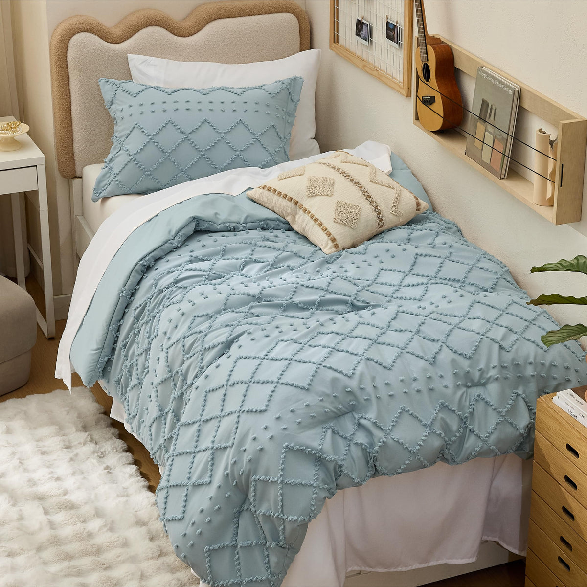 Bedsure Boho Tufted White Twin XL Comforter Set, Farmhouse-Style Bedding