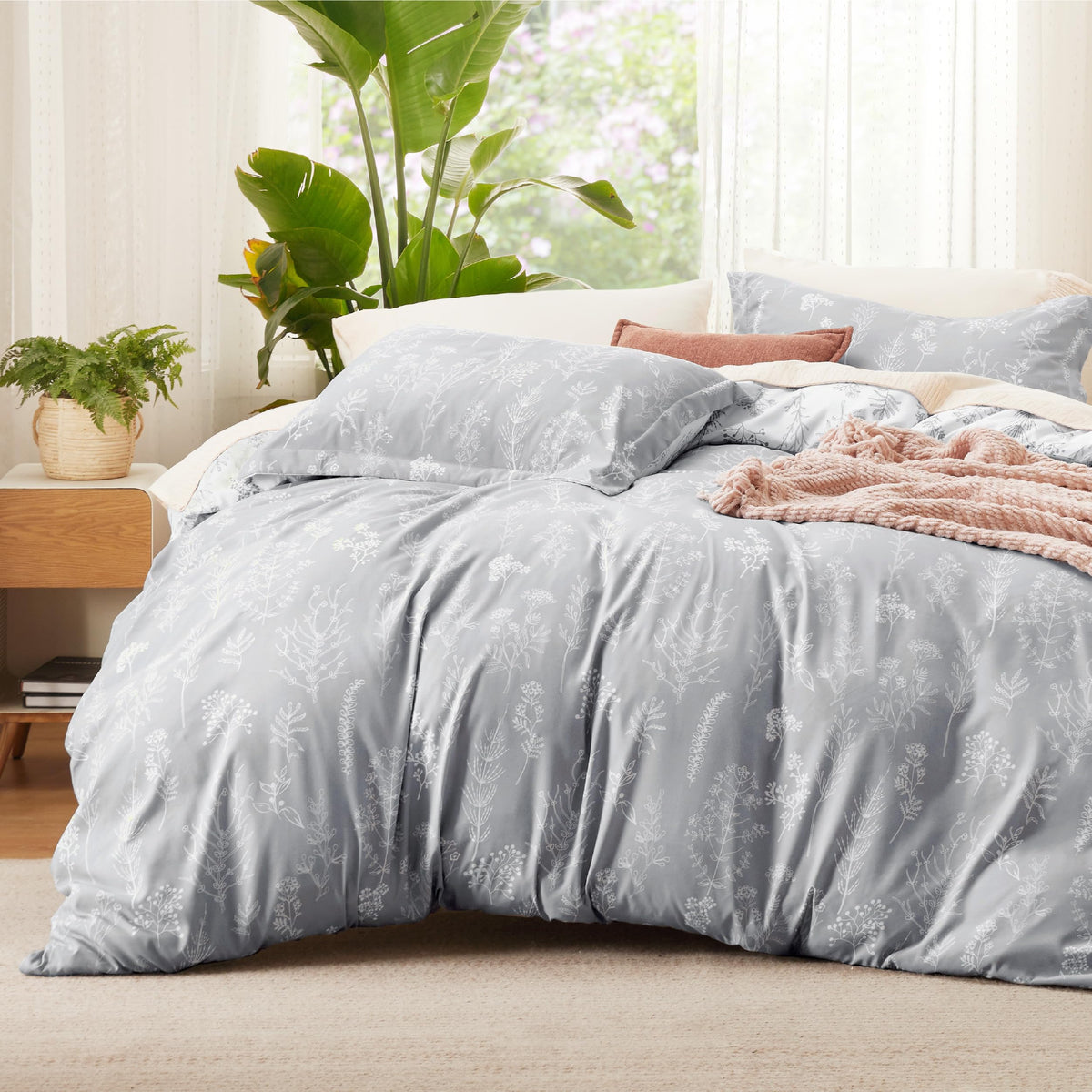 Bedsure Duvet Cover Queen Size - Reversible Green Queen Duvet Cover Set with Zipper Closure, 3 Pieces Floral Patterned Bedding Set with 8 Corner Ties and 2 Pillow Shams