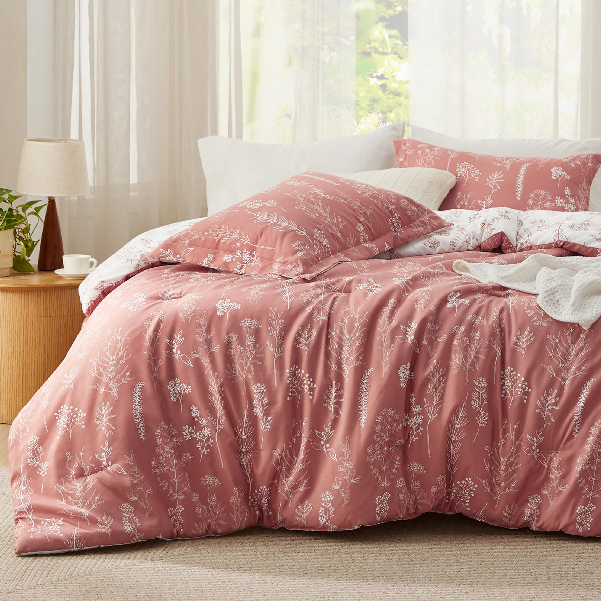 Bedsure Floral Comforter Set Cute Bedding Set Twin/Twin XL Reversible Black
