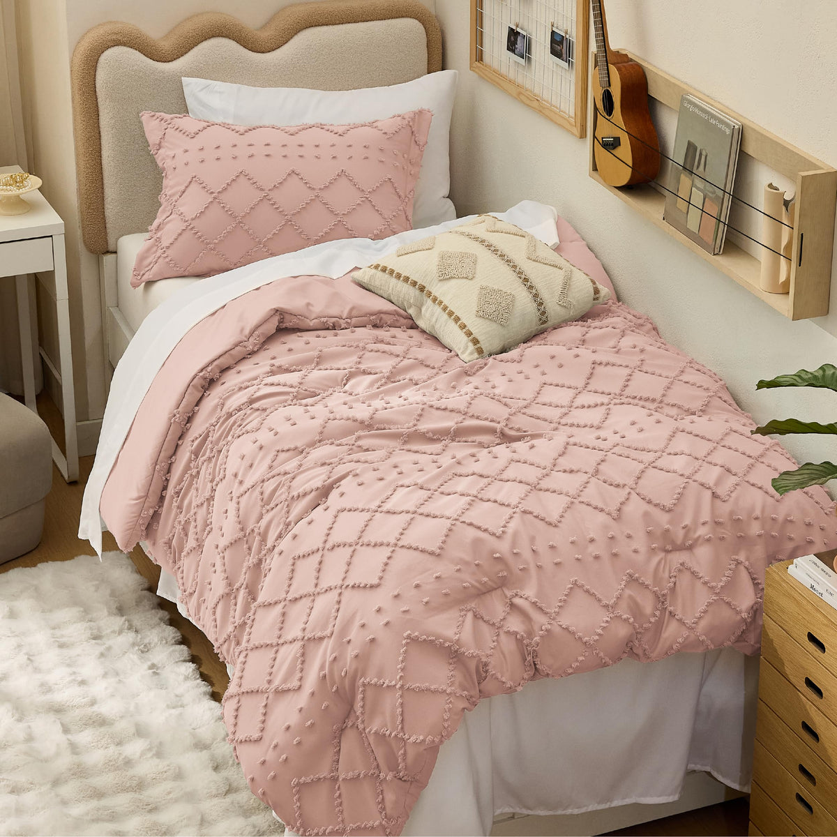Bedsure Boho Tufted White Twin XL Comforter Set, Farmhouse-Style Bedding