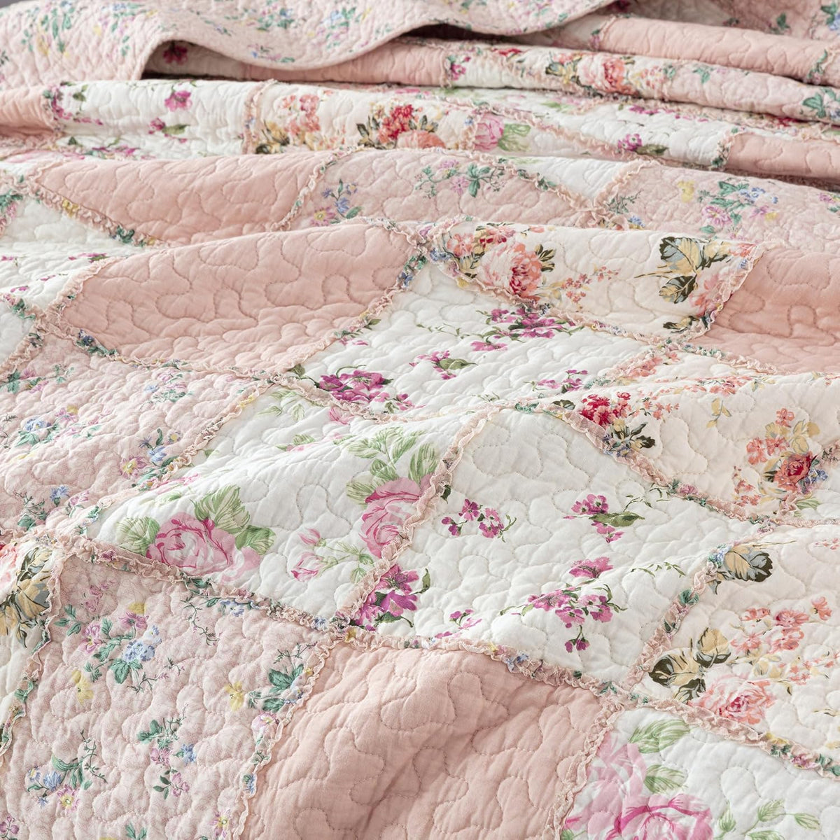 Chezmoi Collection Abbi 2-Piece Pink Shabby Chic Bedding Twin Quilt Set Pre-Washed Cotton Floral Coverlet Bedspread Ruffled Patchwork Quilt, Twin Size