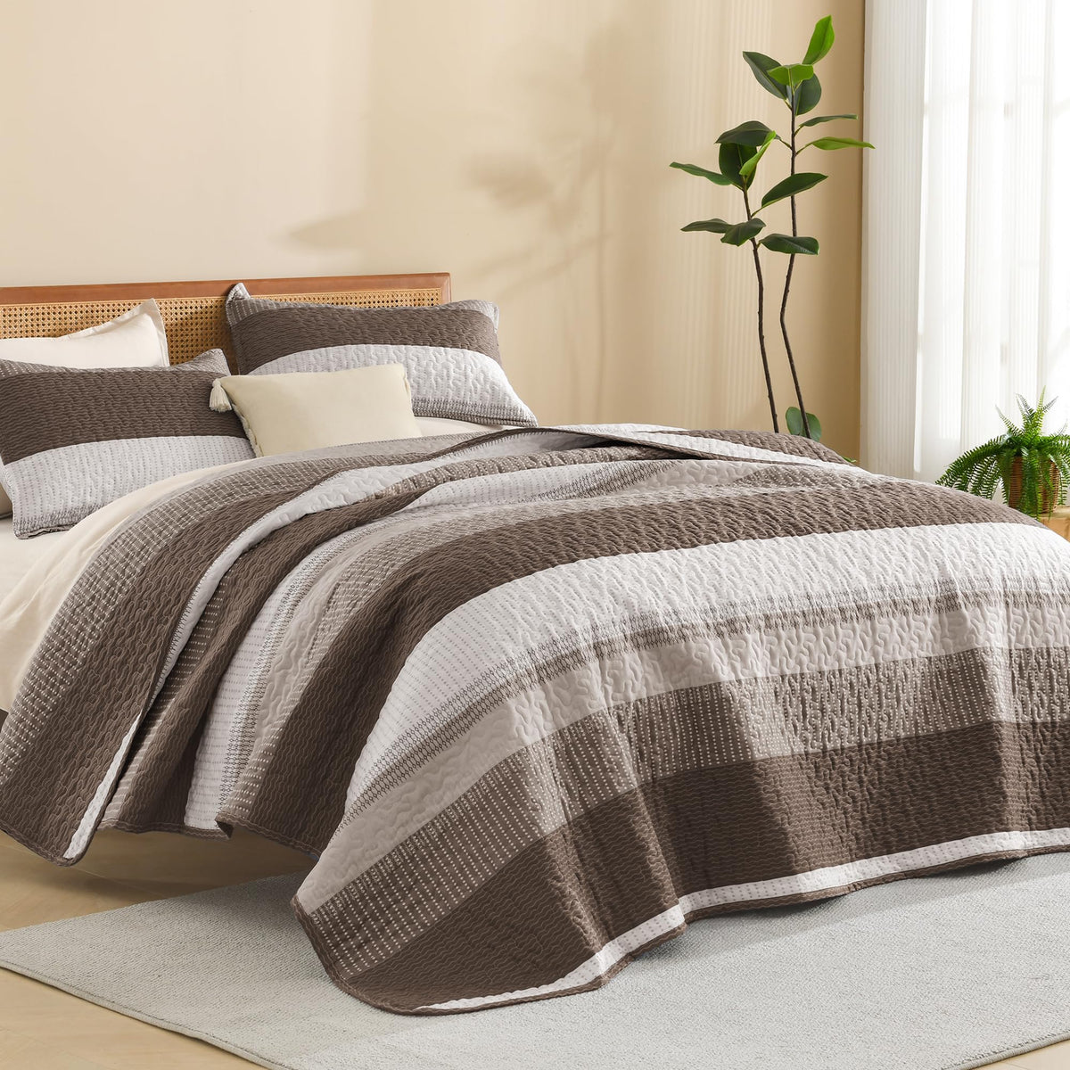 Litanika Queen Size Quilt, 3 Pcs Black and White Stripe Bedding Set