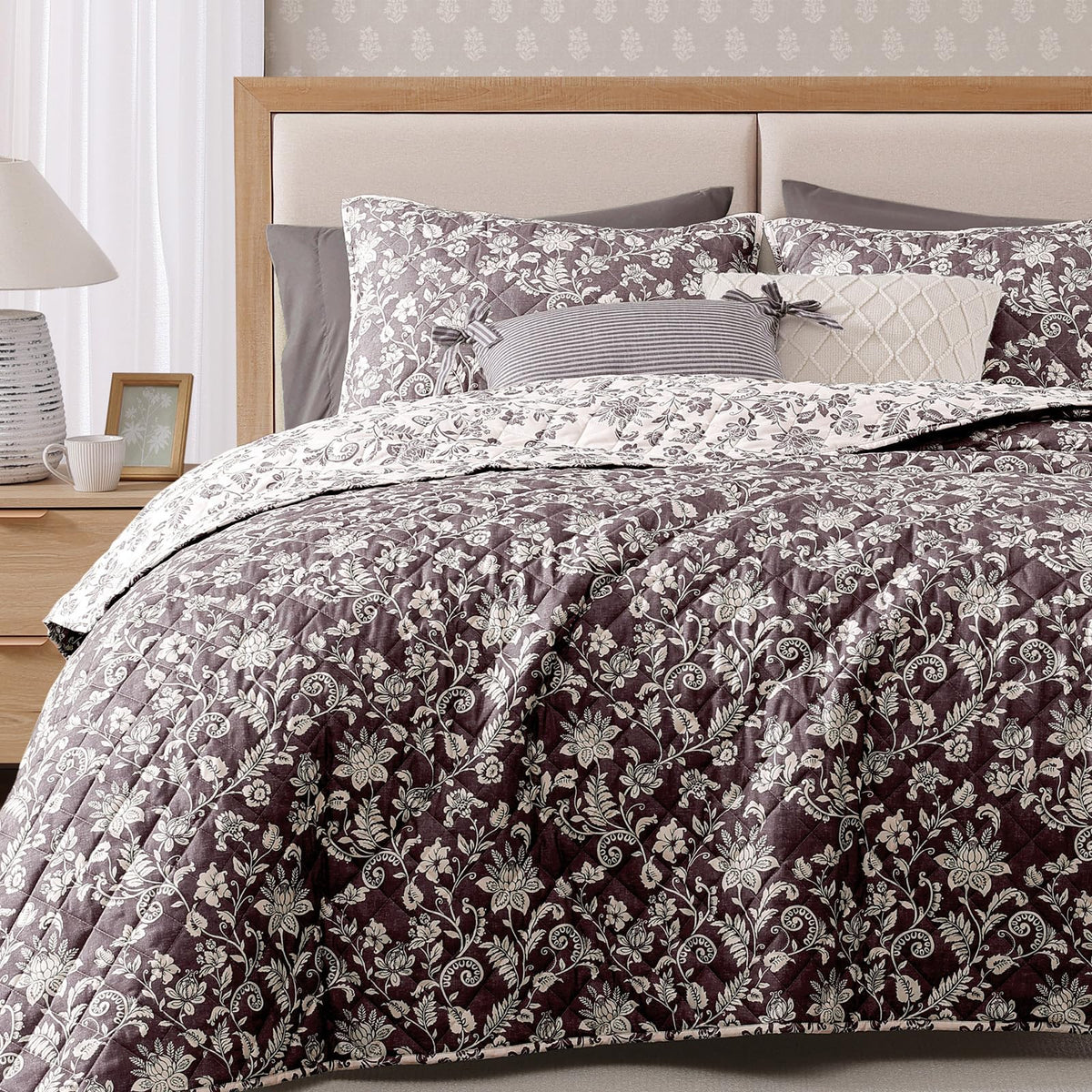 Twin/Twin XL Quilt Set-2 Pieces Soft Bedding Floral Reversible Coverlet
