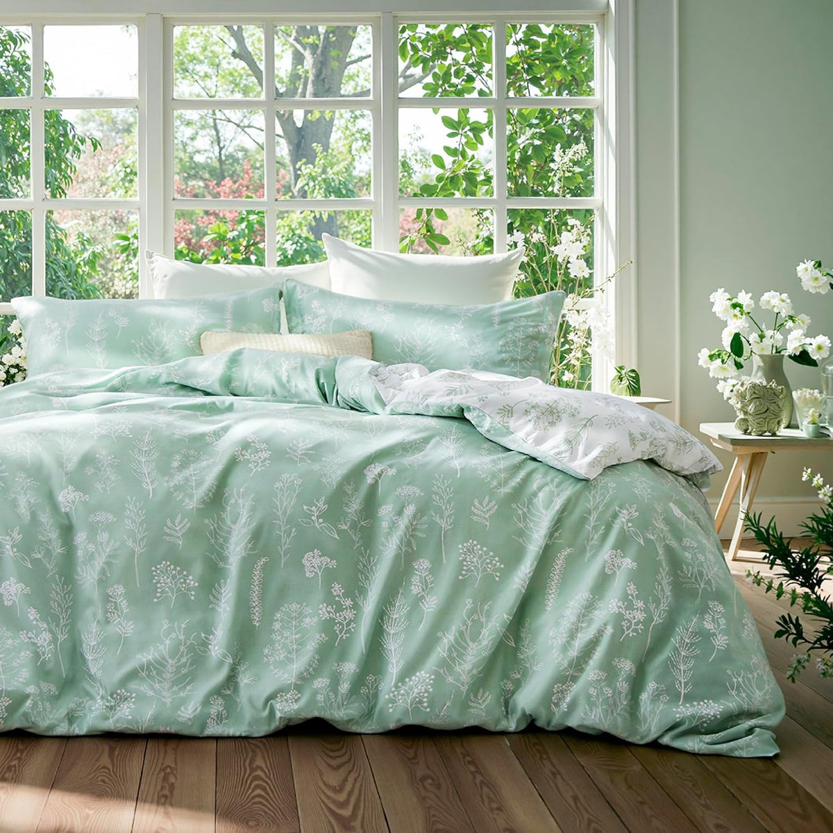 Bedsure Duvet Cover Queen Size - Reversible Green Queen Duvet Cover Set with Zipper Closure, 3 Pieces Floral Patterned Bedding Set with 8 Corner Ties and 2 Pillow Shams