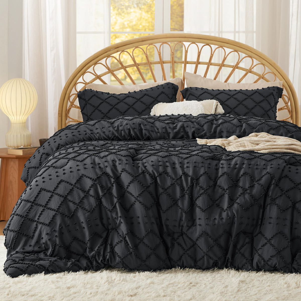 Bedsure Boho Tufted White Twin XL Comforter Set, Farmhouse-Style Bedding
