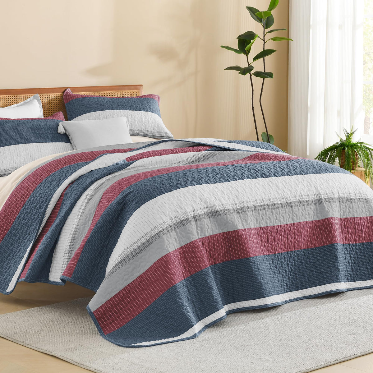Litanika Queen Size Quilt, 3 Pcs Black and White Stripe Bedding Set