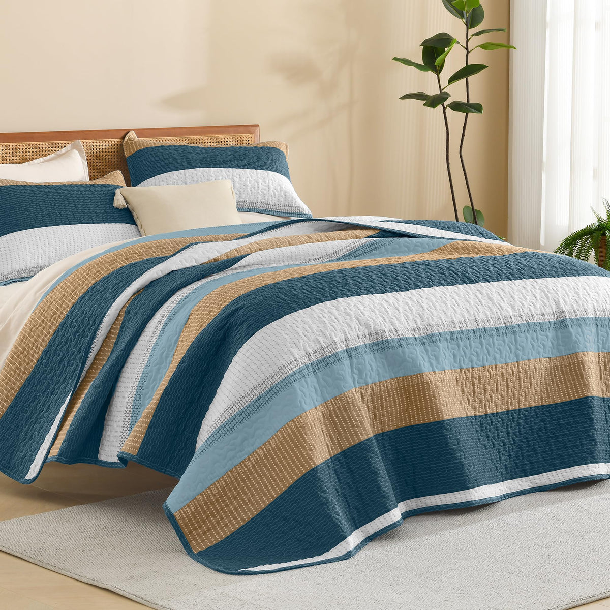 Litanika Queen Size Quilt, 3 Pcs Black and White Stripe Bedding Set