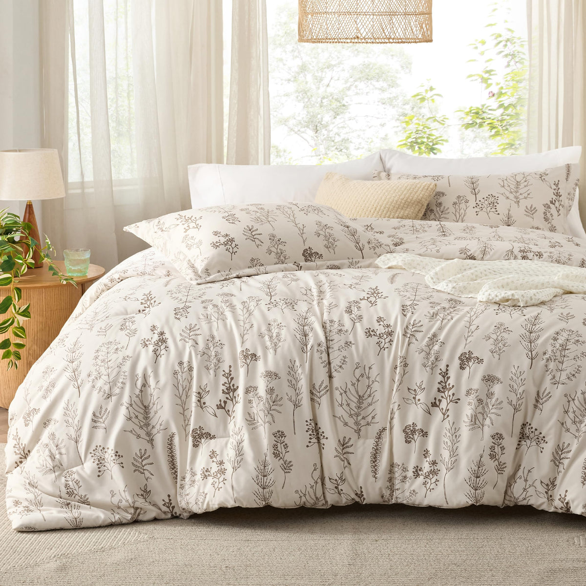 Bedsure Floral Comforter Set Cute Bedding Set Twin/Twin XL Reversible Black