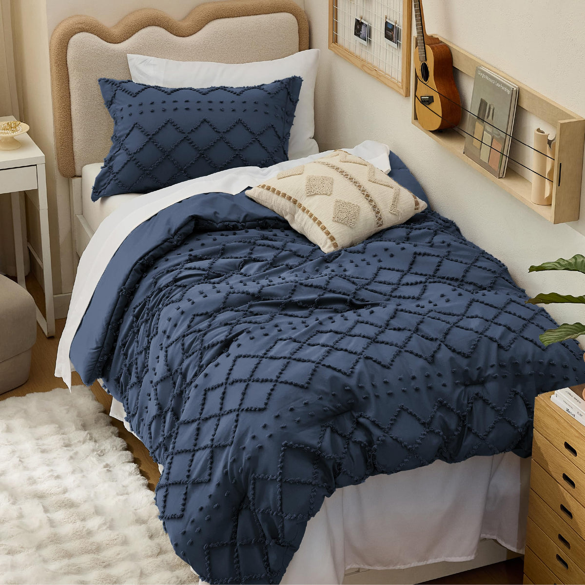 Bedsure Boho Tufted White Twin XL Comforter Set, Farmhouse-Style Bedding