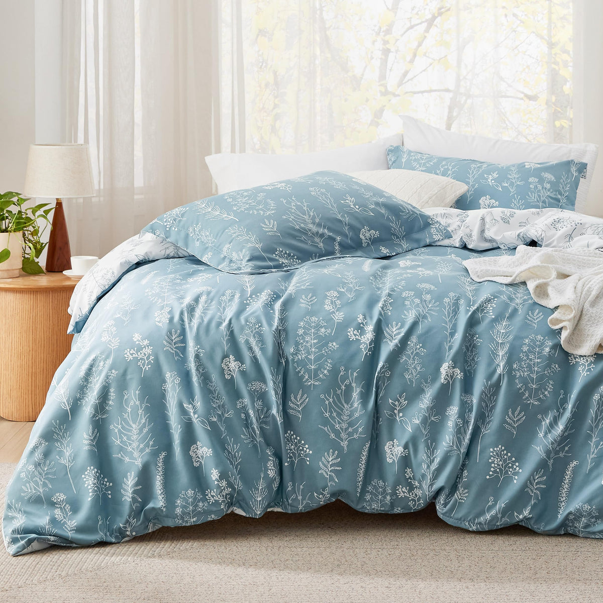 Bedsure Floral Comforter Set Cute Bedding Set Twin/Twin XL Reversible Black