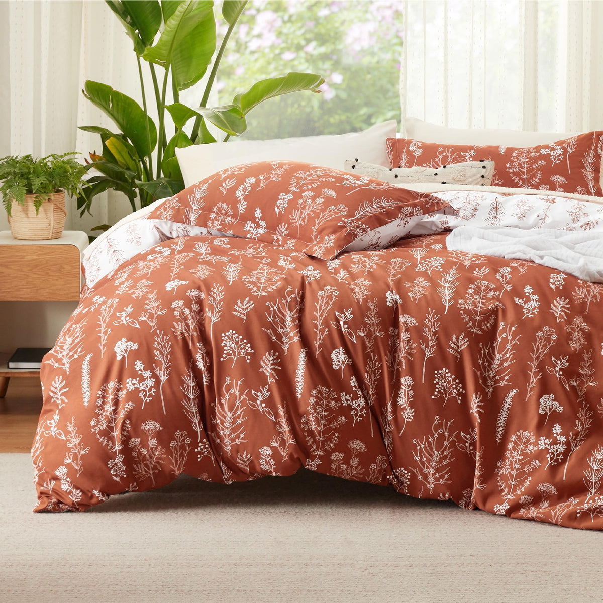 Bedsure Duvet Cover Queen Size - Reversible Green Queen Duvet Cover Set with Zipper Closure, 3 Pieces Floral Patterned Bedding Set with 8 Corner Ties and 2 Pillow Shams