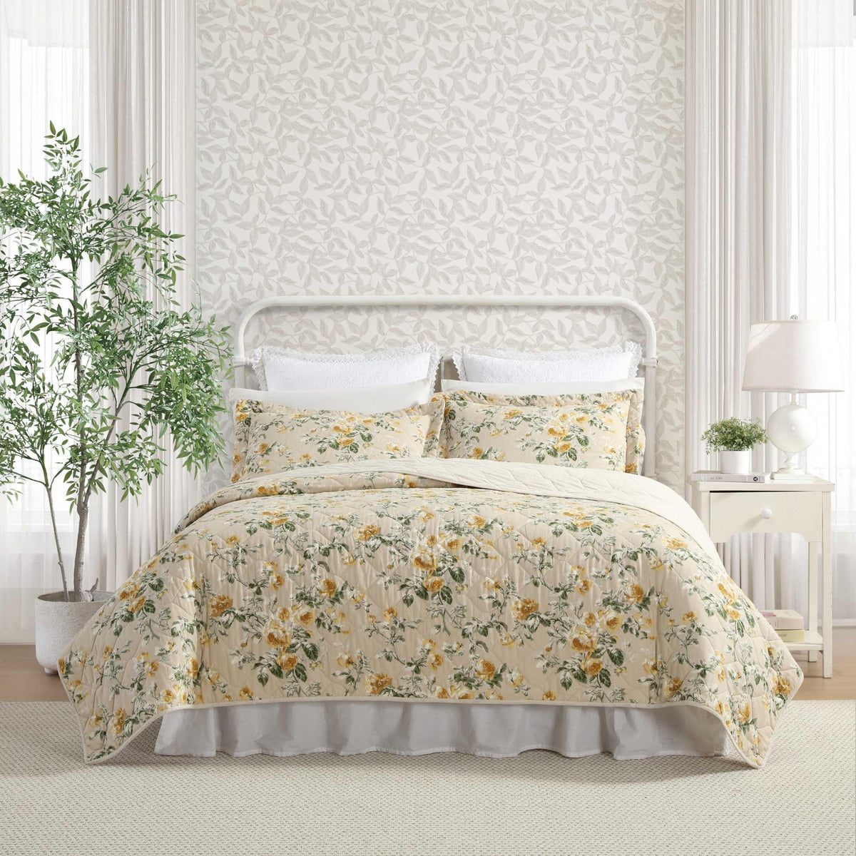 Laura Ashley - King Quilt Set with Shams, Cotton, Reversible