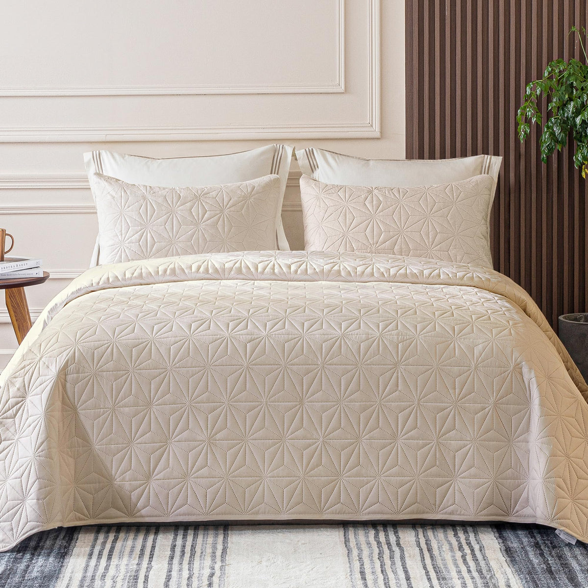 Whale Flotilla Soft King Quilt Bedding Set Lightweight Bedspread