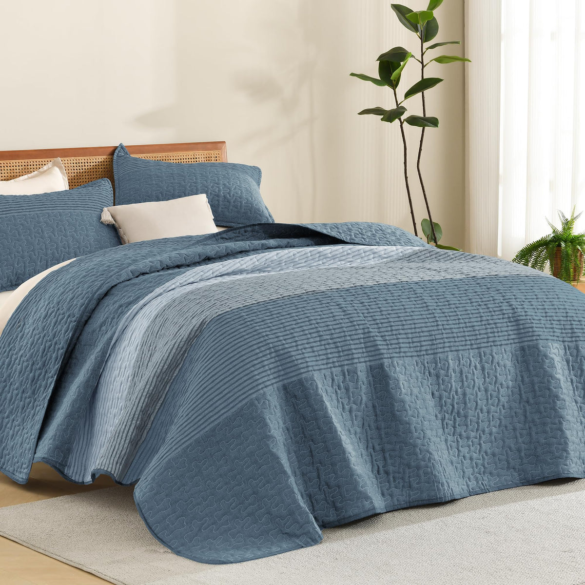 Litanika Queen Size Quilt, 3 Pcs Black and White Stripe Bedding Set