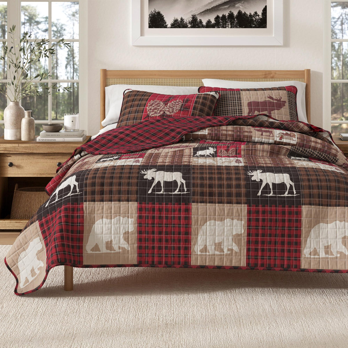 Great Bay Home Lodge Quilt Set - 2-Piece Twin/Twin XL Size Rustic Bedding Set - Lightweight, All-Season, Reversible Bedspread (Lodge Trees)