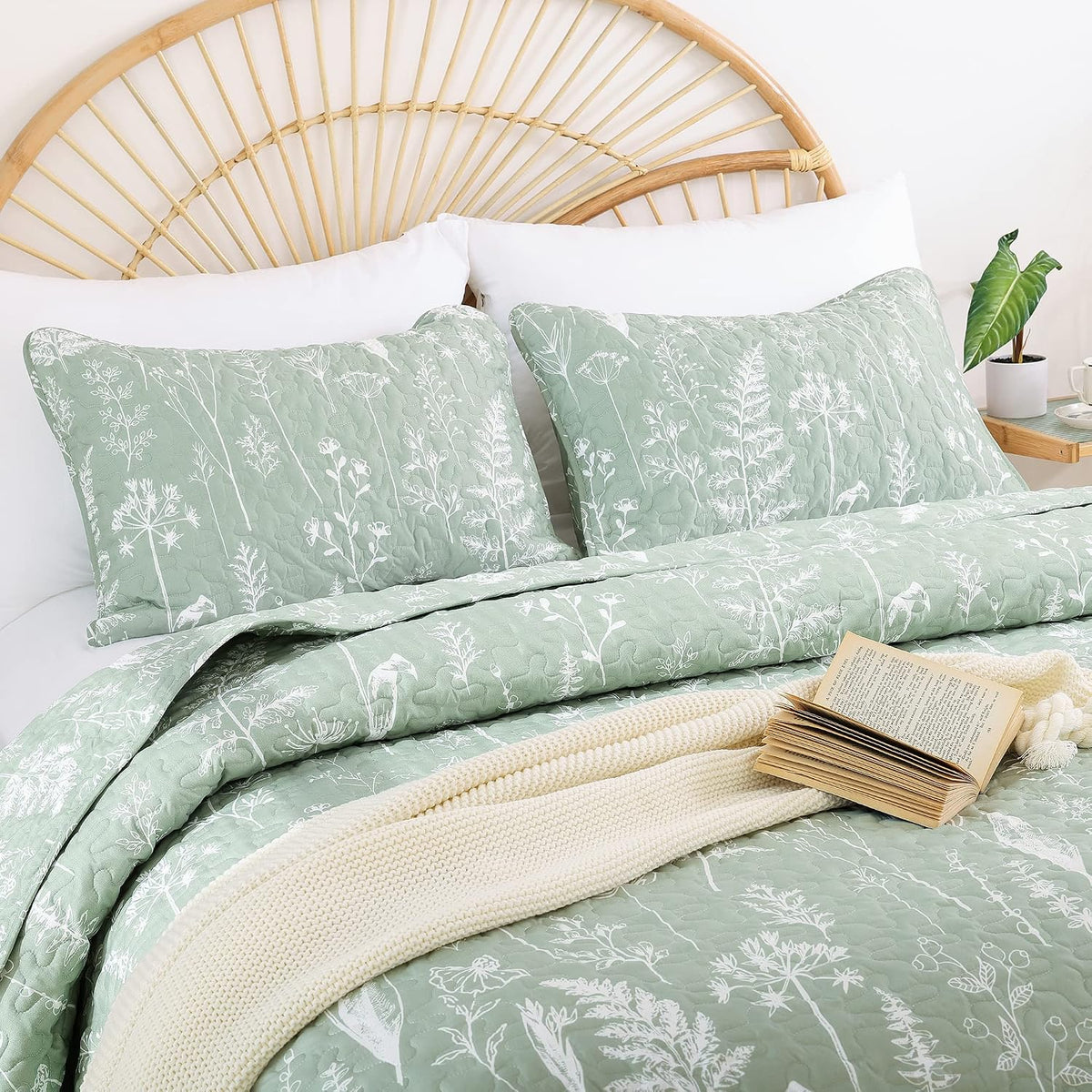 JANZAA Quilts Queen Size, Sage Green Bedspread 3 Pcs Floral Bedding Set