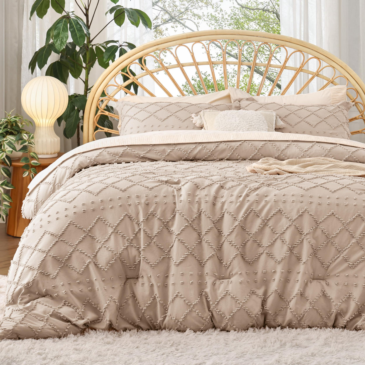 Bedsure Boho Tufted White Twin XL Comforter Set, Farmhouse-Style Bedding