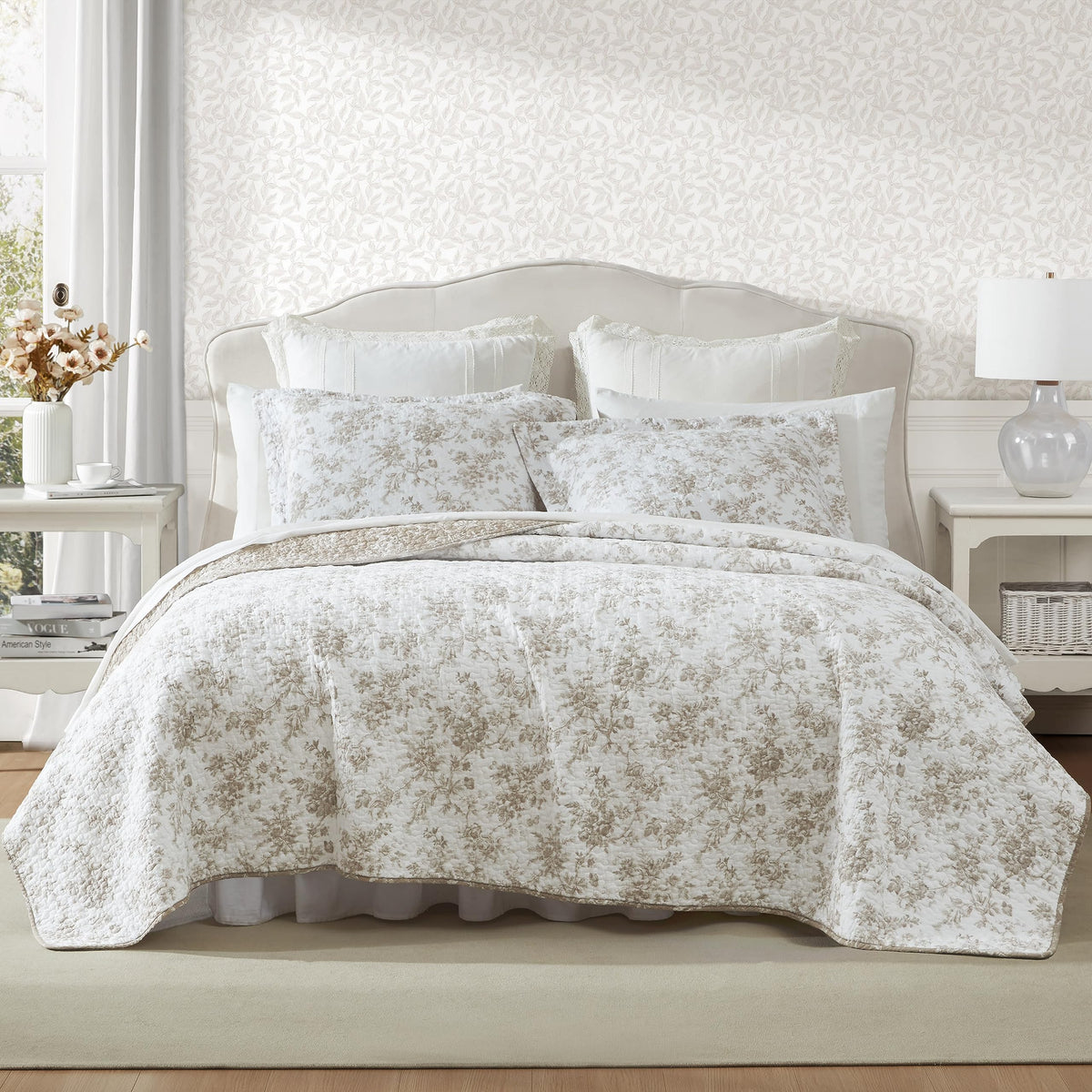 Laura Ashley - King Quilt Set with Shams, Cotton, Reversible