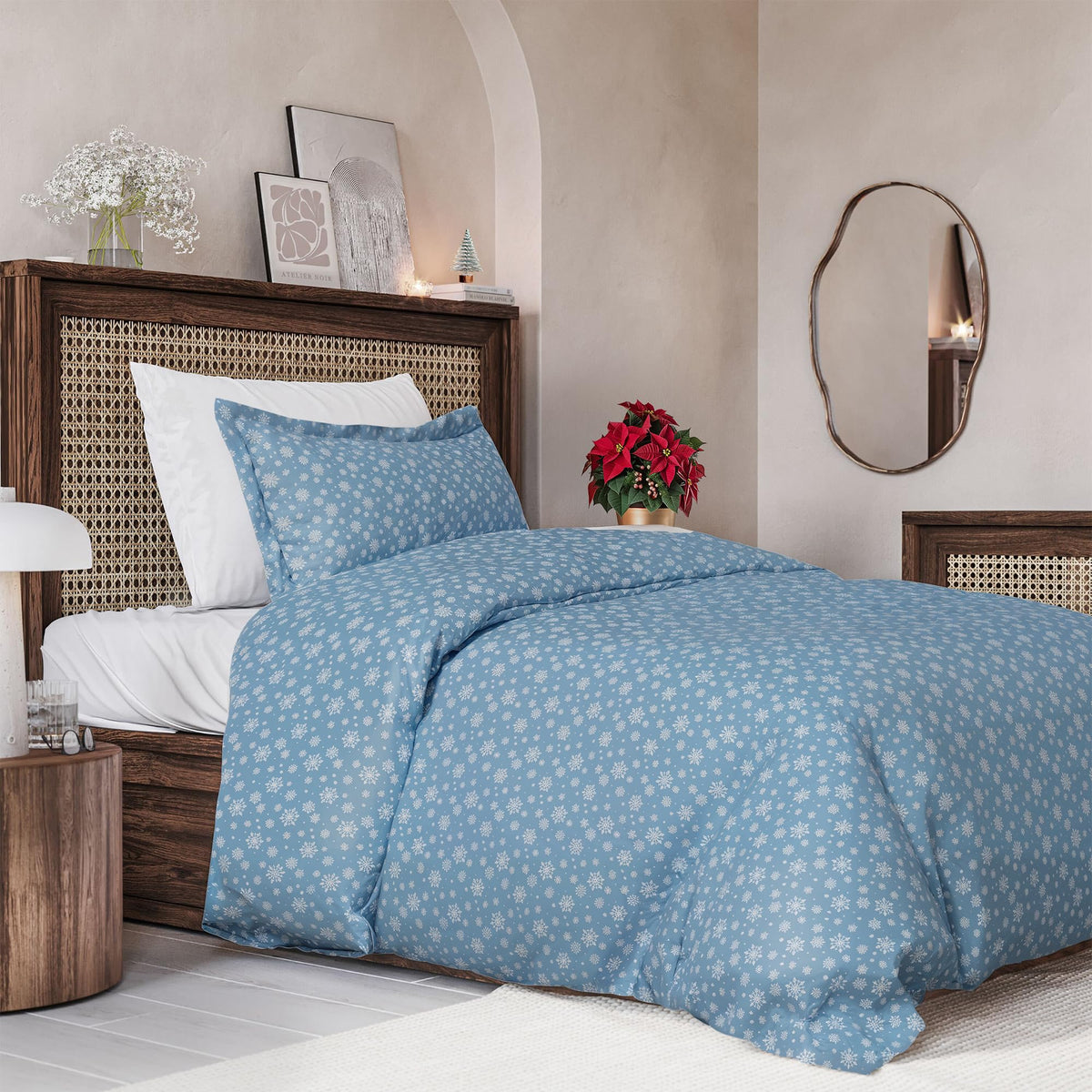 Duvet Cover Queen Size - Extra Soft 3 Piece with Zipper Closure - White