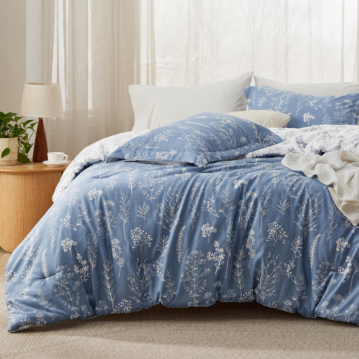 Bedsure Floral Comforter Set Cute Bedding Set Twin/Twin XL Reversible Black
