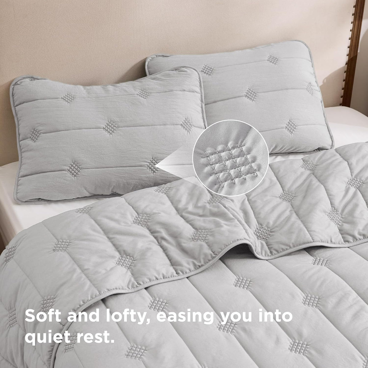Bedsure Lightweight Comforter King Size – Extra Soft & Breathable Quilt Set, 3 Piece Prewashed Cotton-Like Polyester Bedding, Includes 1 Quilt 106x96 Inches with 2 Shams, Machine Washable, Light Grey