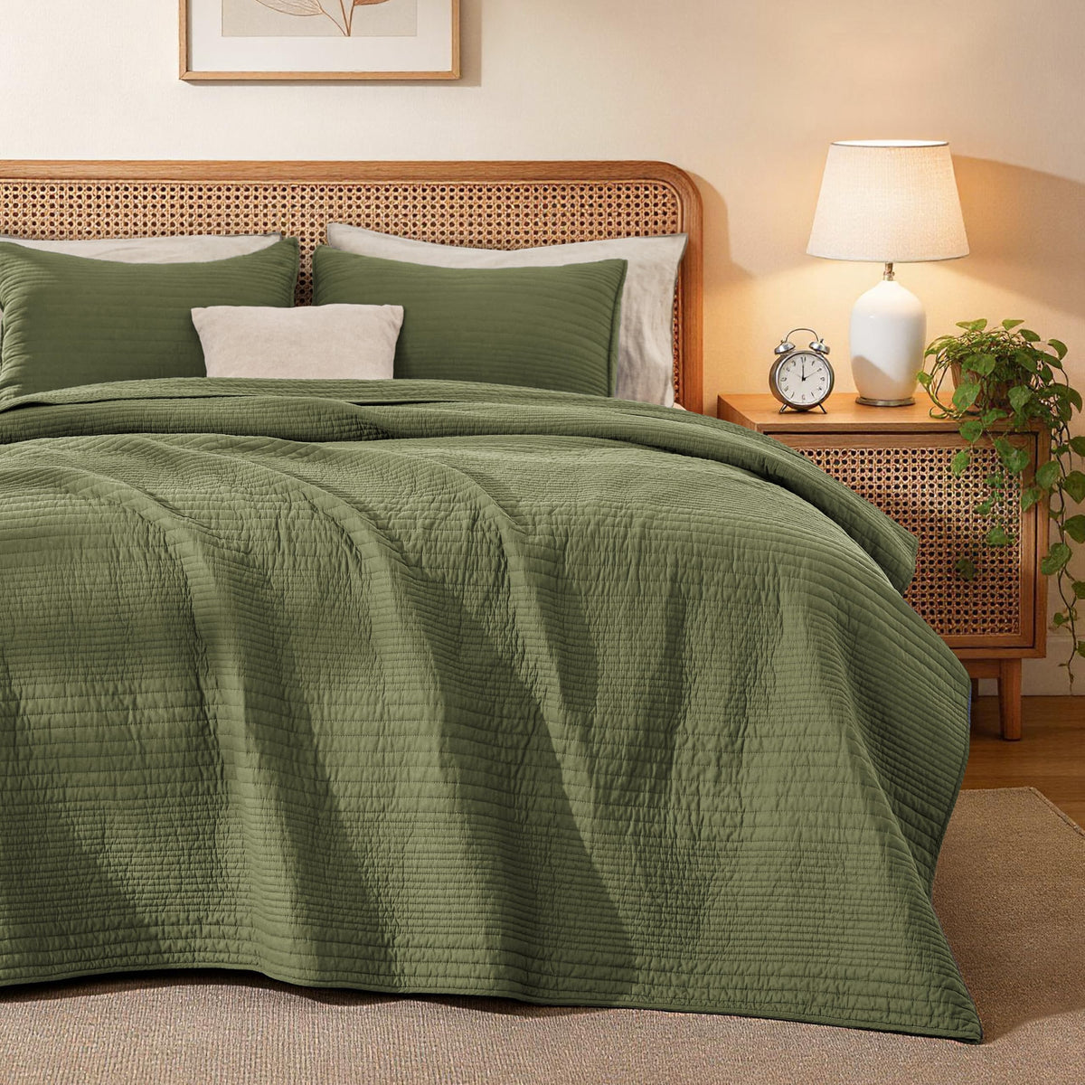 Love's cabin Queen Size Cotton Quilt Set, 100% Cotton Fabric Striped Textured Coverlet with Crinkled Look, Lightweight Quilted Bedspread for All Season, Includes 2 Pillow Shams, White