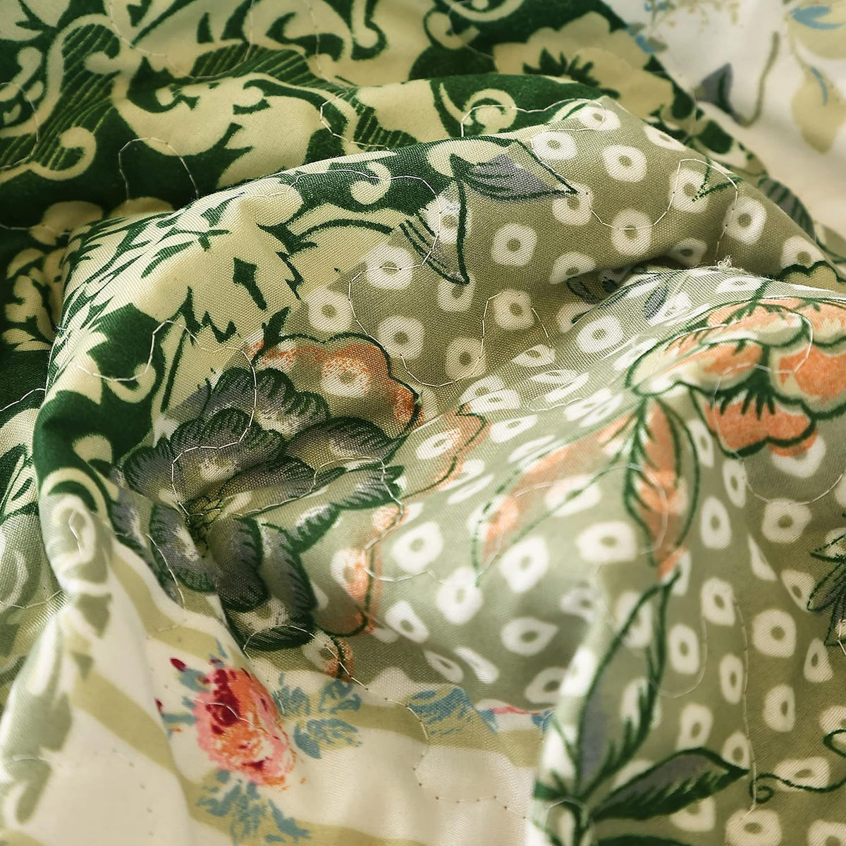 Cmfshape Summer Floral Queen Quilted Bedspread,Romantic Green Quilt Set,Reversible Stitched Bedding Cover All Season,Soft Lightweight Coverlet with Pillow Cases (Green&White, Queen90 x90)