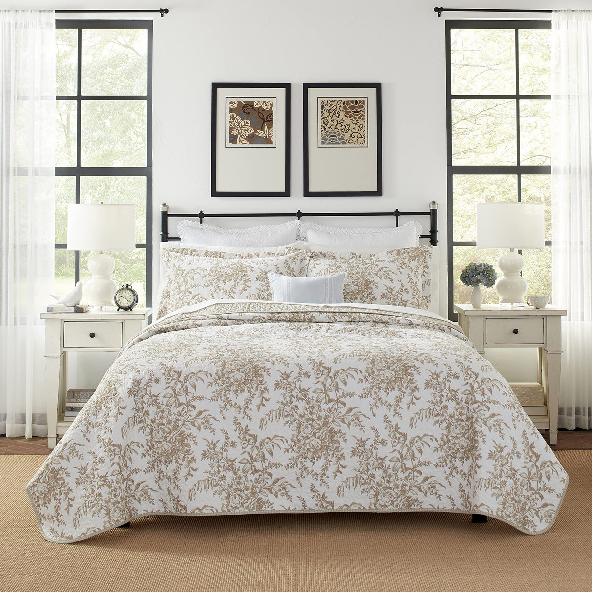 Laura Ashley - Queen Cotton Quilt with Shams, Reversible 3-Piece Bedding