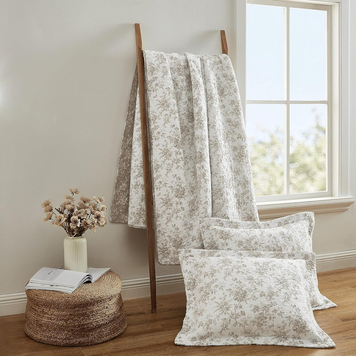 Laura Ashley - King Quilt Set with Shams, Cotton, Reversible