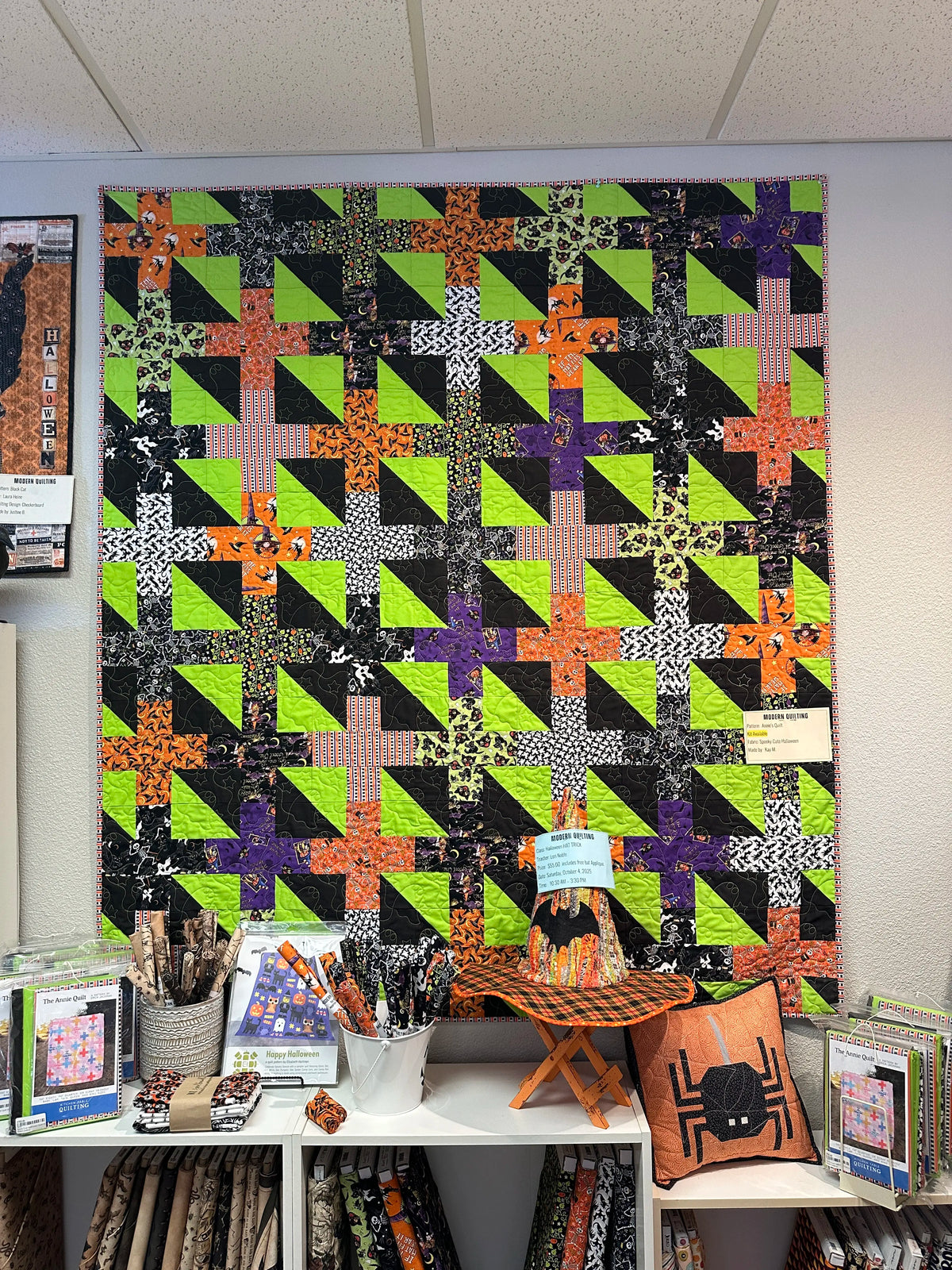 Mary Engelbreit Spooky Cute Halloween Quilt Kit with Annie Quilt Pattern by Erica Jackman – Vibrant Halloween Decor